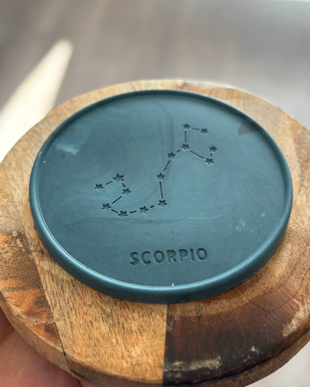 Plaque Scorpion bleu